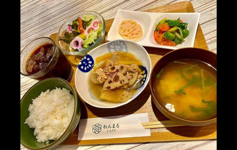 れんまるカフェの定食