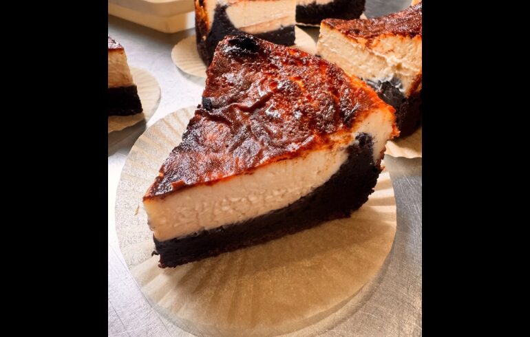 縁久〜ENQ〜のバスクチーズケーキ
