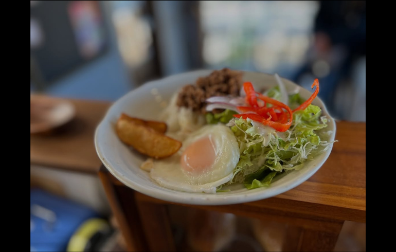 light meal…café cobaraのランチプレート