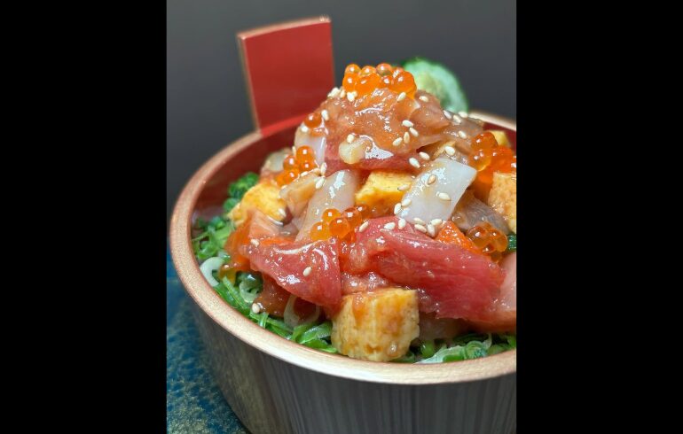 NIGIRIBAの海鮮丼