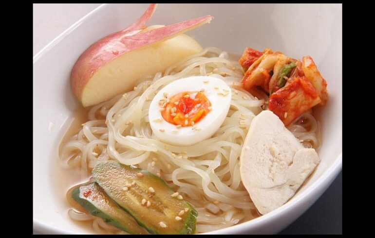 炭火焼肉 心の冷麺
