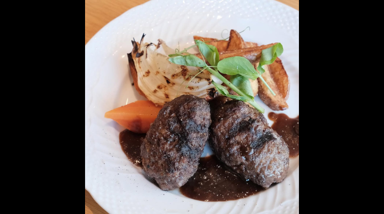 The TERRACEの霧島和牛のハンバーグ