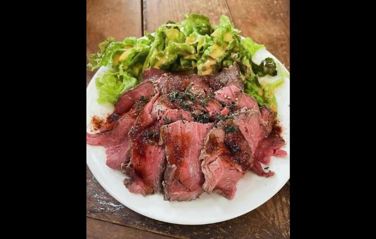 paani dog cafeのローストビーフプレート