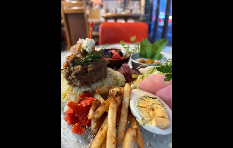 トレザイールベースのランチ